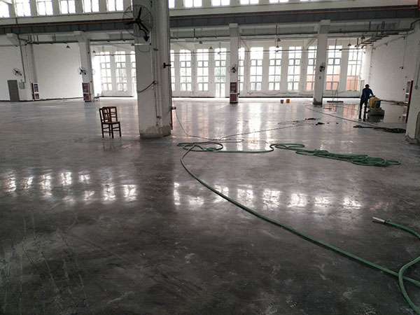 西卡地坪施工准备